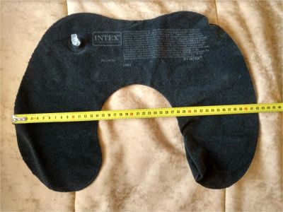 Лот: 11179566. Фото: 1. Подушка надувная INTEX. На шею... Одеяла, подушки