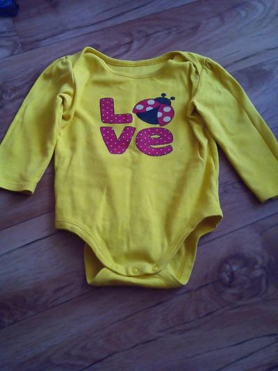 Лот: 6183386. Фото: 1. Боди с длинным рукавом на 12 месяцев. Костюмы, пиджаки, комбинезоны