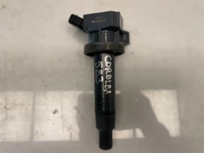 Лот: 21702810. Фото: 1. катушка зажигания Toyota Corolla... Двигатель и элементы двигателя