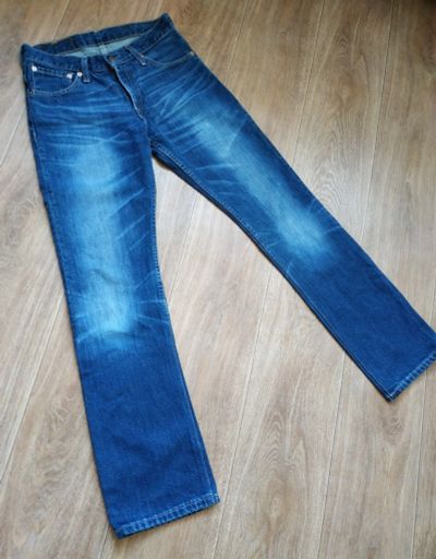 Лот: 17516049. Фото: 1. Джинсы женские Levis. Джинсы