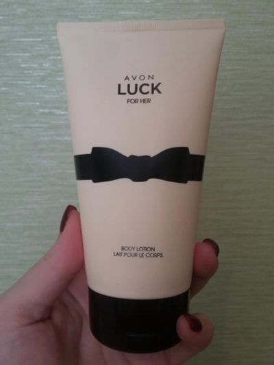 Лот: 10768306. Фото: 1. Avon luck лосьон для тела 150... Уход за телом