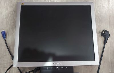 Лот: 18203174. Фото: 1. Монитор ViewSonic VA702. ЖК-мониторы