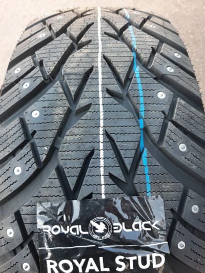 Лот: 23677604. Фото: 1. 215/60 R16 "Royal Black Stud... Шины