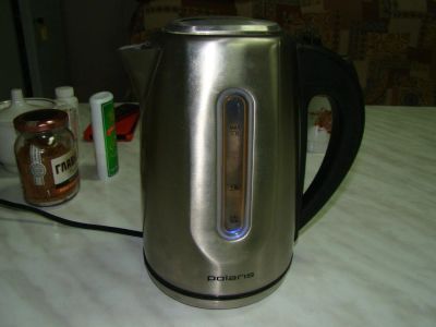 Лот: 8436068. Фото: 1. Чайник Polaris. Чайники, кофемашины, кулеры