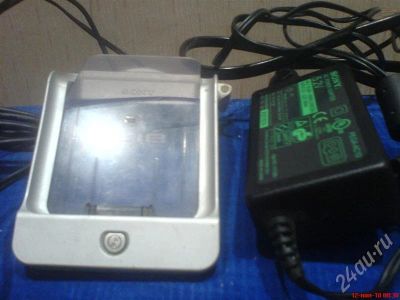 Лот: 615910. Фото: 1. Кредл для КПК Sony PEG-NR70V... Смартфоны