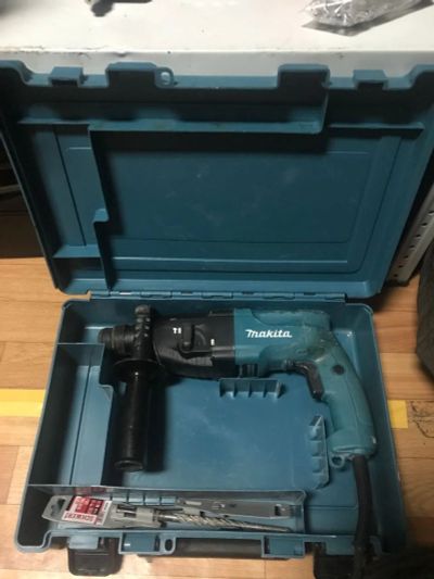 Лот: 11955875. Фото: 1. Перфоратор Makita HR2020 (В кейсе... Электроинструмент