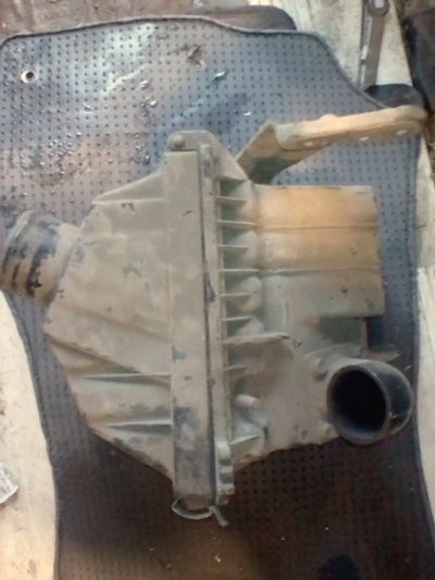Лот: 15416759. Фото: 1. Корпус воздушного фильтра Nissan... Двигатель и элементы двигателя