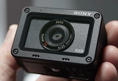 Лот: 19010106. Фото: 1. Компактная камера Sony RX0 (DSC-RX0... Цифровые компактные