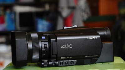 Лот: 11060878. Фото: 1. Sony FDR-AX700E. Видеокамеры