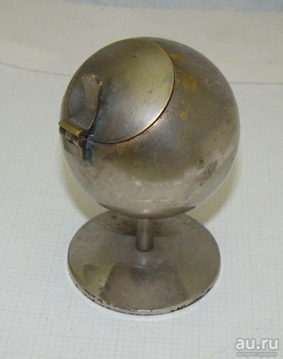 Лот: 12721574. Фото: 1. Пепельница старинная Шар (Q871... Другое (антиквариат)