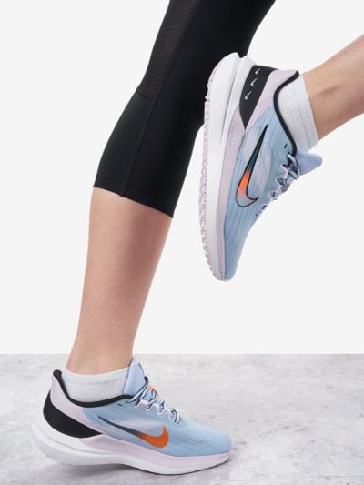 Лот: 24289059. Фото: 1. Кроссовки женские Nike Air Winflo... Кеды, кроссовки, слипоны