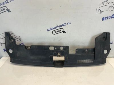 Лот: 24425428. Фото: 1. накладка замка капота Mitsubishi... Двигатель и элементы двигателя