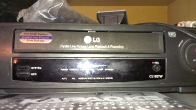 Лот: 6871240. Фото: 1. Видеомагнитофон LG б/у 2. Видеомагнитофоны