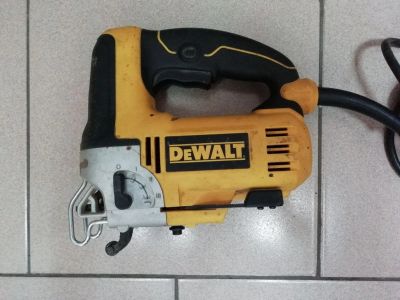 Лот: 16305173. Фото: 1. Лобзик DeWalt DW349-KS, 500 Вт... Электроинструмент