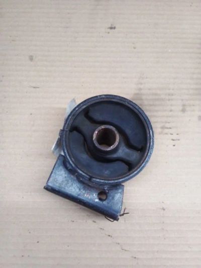 Лот: 21420215. Фото: 1. подушка двигателя Toyota Carina... Двигатель и элементы двигателя