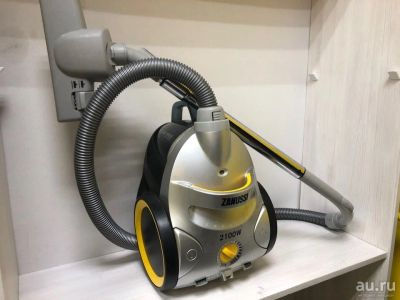 Лот: 13978636. Фото: 1. Пылесос Zanussi SL242G мощность... Пылесосы, паровые швабры