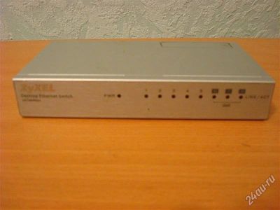 Лот: 2458817. Фото: 1. коммутатор (switch) zyxel es-108a. Маршрутизаторы (роутеры)