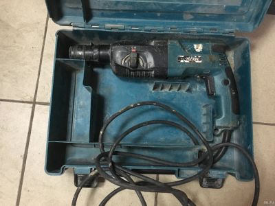 Лот: 13274242. Фото: 1. Перфоратор Makita HR2450FT в кейсе. Электроинструмент