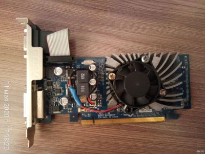 Лот: 15948588. Фото: 1. ASUS GeForce 210 [210-1GD3-L... Видеокарты