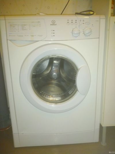 Лот: 14850124. Фото: 1. Стиральная машинка indesit wiun82... Стиральные машины