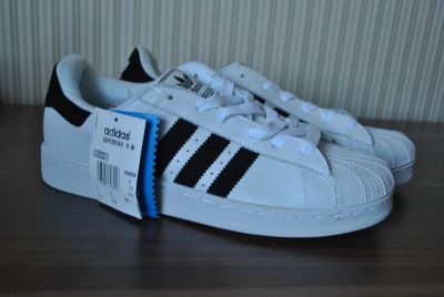 Лот: 4292954. Фото: 1. Adidas superstar originals размер... Кеды, кроссовки, слипоны