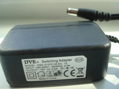 Лот: 86402. Фото: 1. Блок питания 5V 2,5А DVE Switching... Другое (компьютеры, оргтехника, канцтовары)