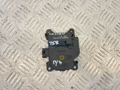 Лот: 25628712. Фото: 1. сервопривод заслонки печки Toyota... Двигатель и элементы двигателя