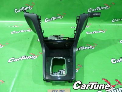 Лот: 10542361. Фото: 1. консоль кпп toyota mark ii blit... Салон