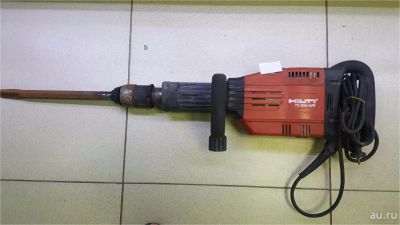 Лот: 10077602. Фото: 1. Отбойный молоток HILTI TE 905... Электроинструмент