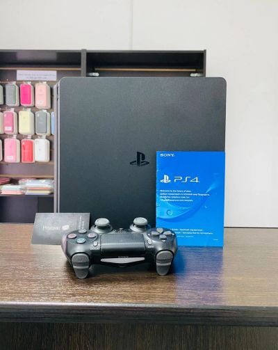 Лот: 16803467. Фото: 1. PlayStation 4 Slim 1TB Гарантия... Игровые приставки, консоли