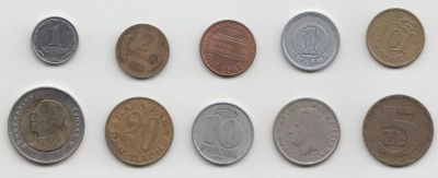 Лот: 7654343. Фото: 1. 10 иностранных монет 10 разных... Наборы монет