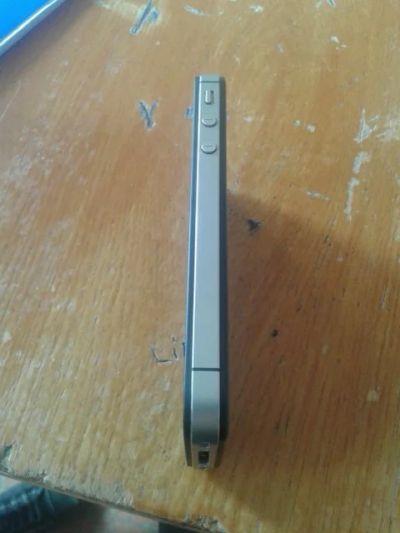 Лот: 6113955. Фото: 1. iPhone 4s 64gb. Смартфоны