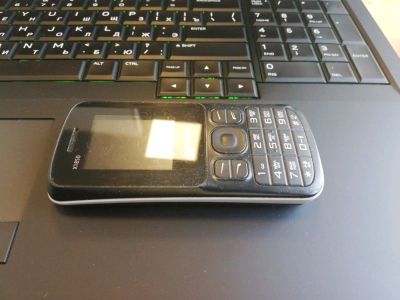 Лот: 14120725. Фото: 1. Micromax X1850. Кнопочные мобильные телефоны