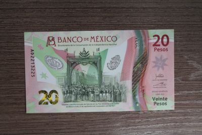 Лот: 19158627. Фото: 1. Купюра пластик Мексика 20 песо... Америка