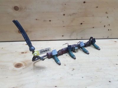 Лот: 18868853. Фото: 1. Форсунка Toyota Opa ZCT10 1ZZFE... Двигатель и элементы двигателя