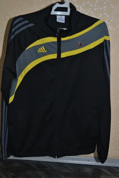 Лот: 15953420. Фото: 1. Олимпийка Adidas (М - 46 - 50... Другое (мужская одежда)
