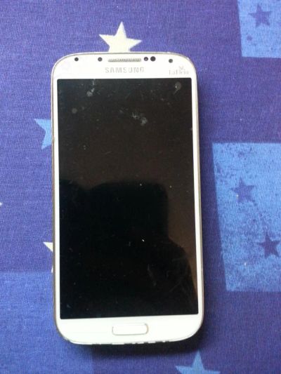 Лот: 6227849. Фото: 1. Смартфон Samsung Galaxy S4 16GB... Смартфоны