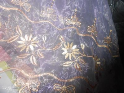 Лот: 6639272. Фото: 1. Органза сереневая с золотом (остаток... Шторы, тюль