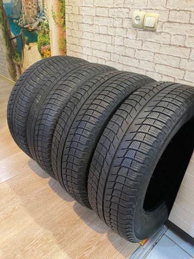 Лот: 24001316. Фото: 1. Michelin X-Ice 3 225/65 R17. Шины