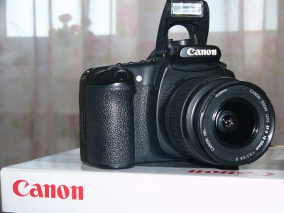 Лот: 5023375. Фото: 1. Сanon eos 20 d kit + сумка. Цифровые зеркальные