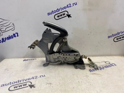 Лот: 21710987. Фото: 1. ручка ручника Honda Civic 4D FD1. Двигатель и элементы двигателя