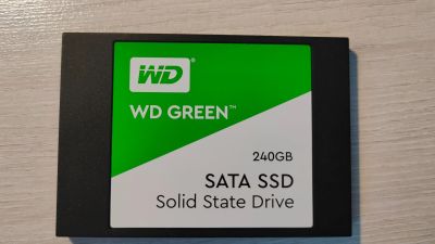 Лот: 18686973. Фото: 1. SSD WD Green 240ГБ _2. SSD-накопители
