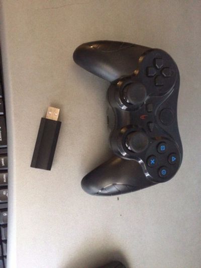Лот: 9183773. Фото: 1. Джойстик gioteck USB. Аксессуары для игровых приставок, консолей, геймпады