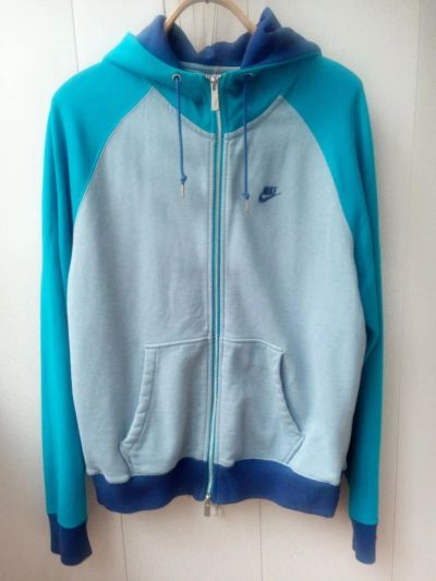 Лот: 10329253. Фото: 1. Продам кофту Nike оригинал. Свитеры, толстовки, худи