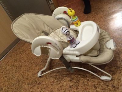 Лот: 6569073. Фото: 1. Качели Graco swing n bounce 2... Ходунки, прыгунки, качели