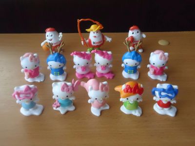 Лот: 12127280. Фото: 1. киндер игрушки =2. Развивающие
