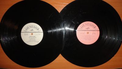 Лот: 18228084. Фото: 1. 2 большие пластинки , НЕ ликвид... Аудиозаписи