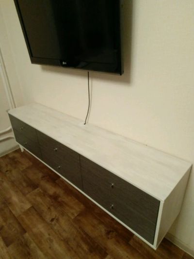 Лот: 9660972. Фото: 1. Тумба горка подвесная под tv. Гостиные, стенки, горки