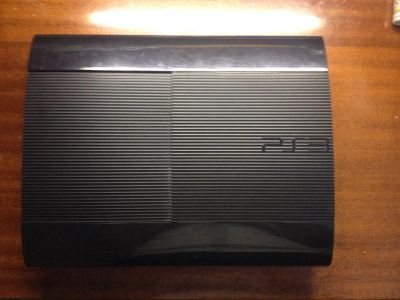Лот: 9073832. Фото: 1. Sony PS3 Super Slim и три игры. Игровые приставки, консоли