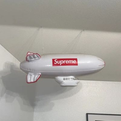 Лот: 21283464. Фото: 1. Supreme Inflatable Blimp White... Игрушки